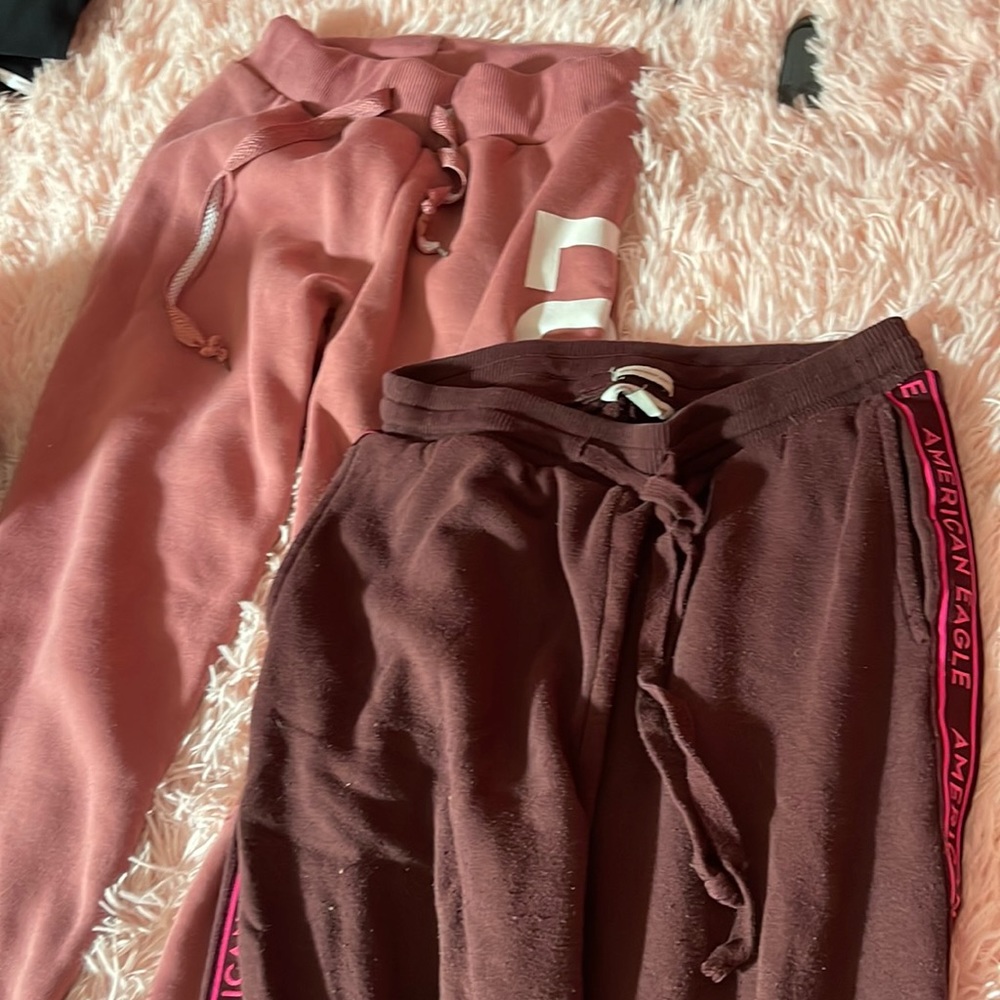 2 pair sweatpants